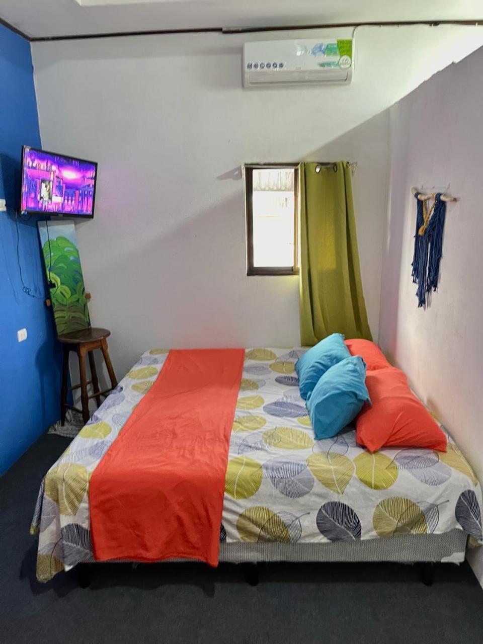Cheap Hostel Quepos Buitenkant foto