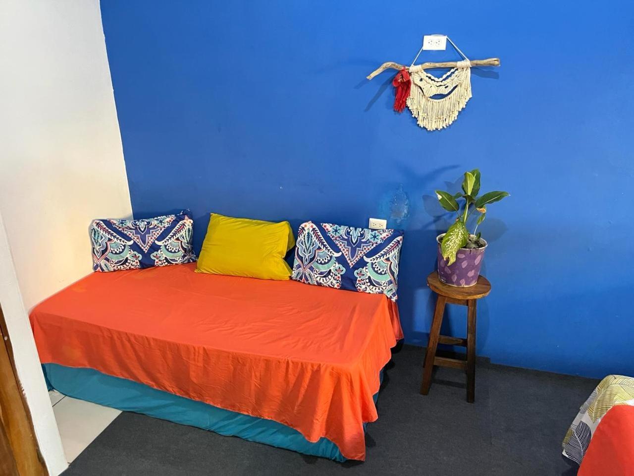 Cheap Hostel Quepos Buitenkant foto