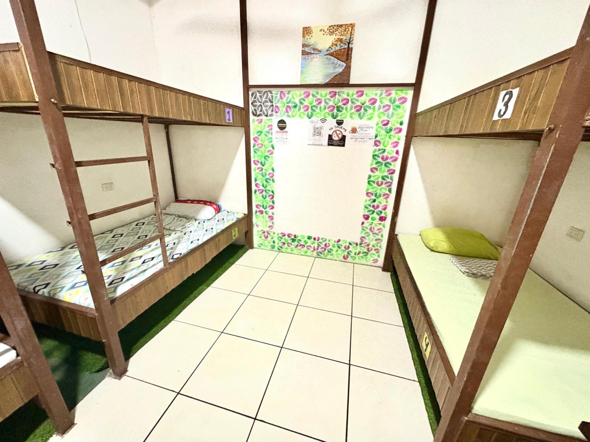 Cheap Hostel Quepos Buitenkant foto